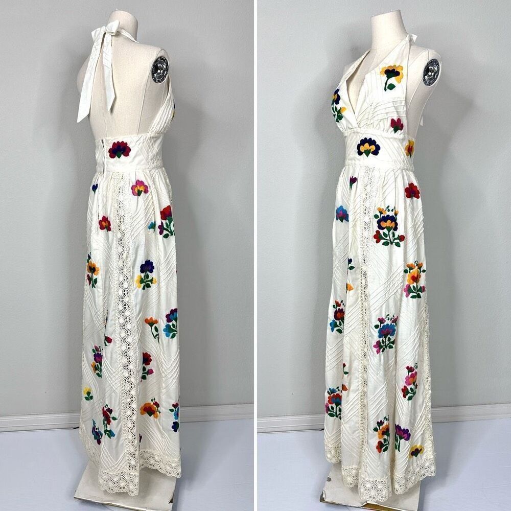 Vintage 70s Mexican Embroidered Halter Maxi Dress Sz S Crochet Lace Boho Cottage - Picture 4 of 13